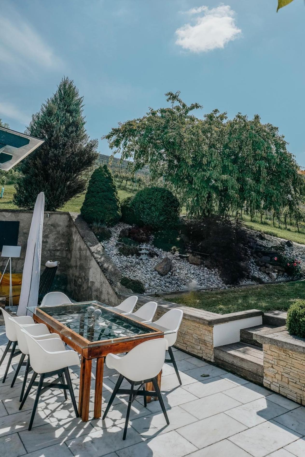 Weingut Holler Chalet Weingarten Spielfeld Kültér fotó